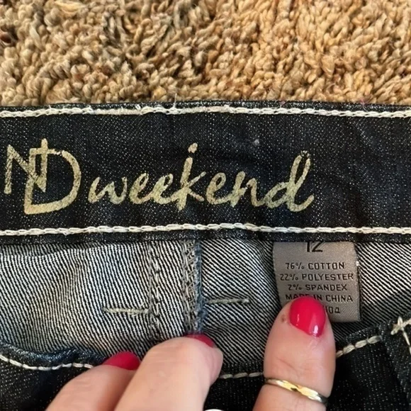 ND Weekend low rise Indigo Distressed Bling jean. Size 12. - Picture 2 of 10